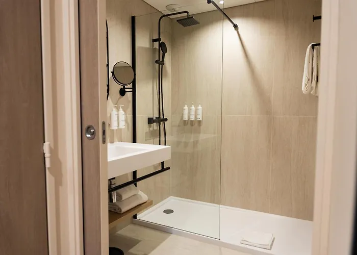 Relais De La Malmaison Paris Rueil Hôtel-Spa