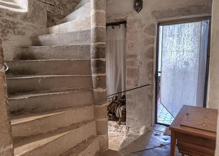 Maison Romane 1136 Cluny