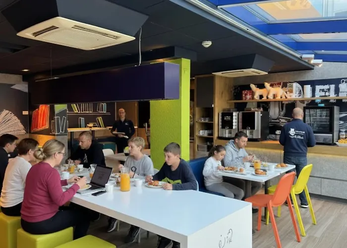 Kyriad Direct Lyon Nord - Dardilly