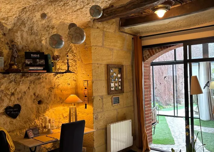 Hotel Troglodytes Loire Sauvage  à Rochecorbon