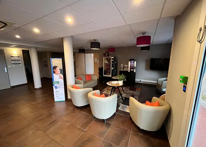 Brit Hotel Confort Montauban