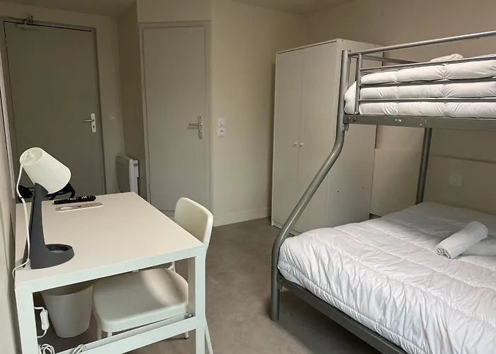 Claye-Souilly Hotels