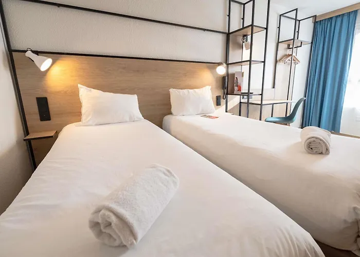 Hotel Ibis Avignon Centre Pont De L'Europe