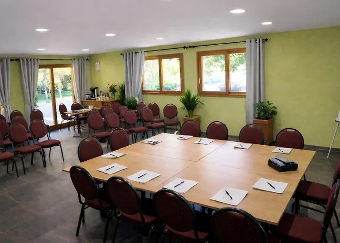 Logis Hotel-Restaurant Spa Le Lac Embrun