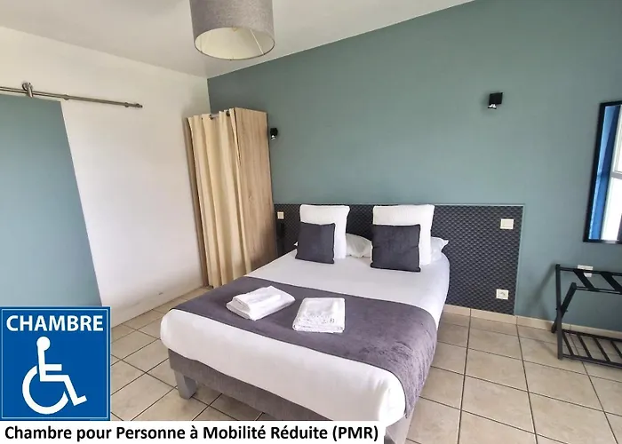 Tracy-sur-Mer Hotels
