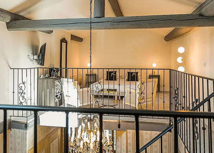 Hotel Manoir le Roure à Châteauneuf-du-Rhône