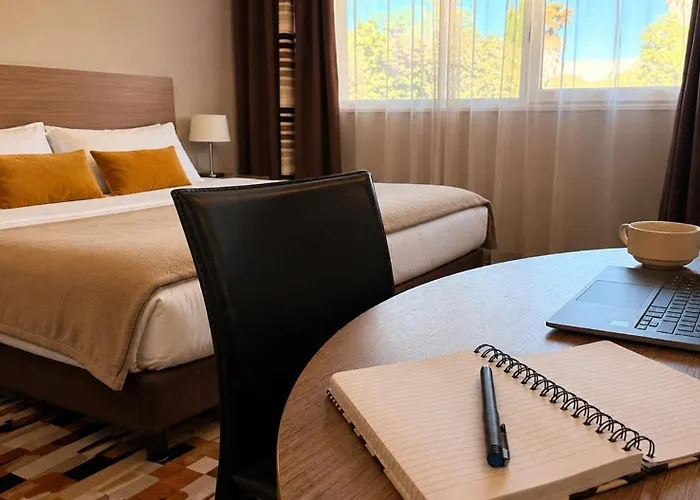 Mauguio Hotels