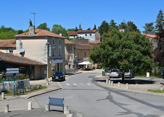Hôtels à Vouillé