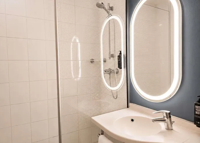 Gentilly Hotels