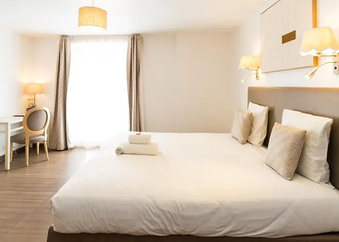 Mouans-Sartoux Hotels