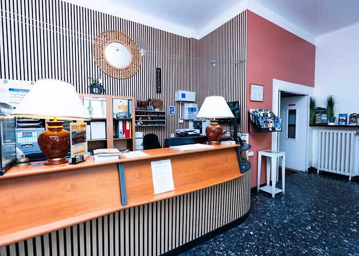 Citotel Hôtel Cesar Nimes
