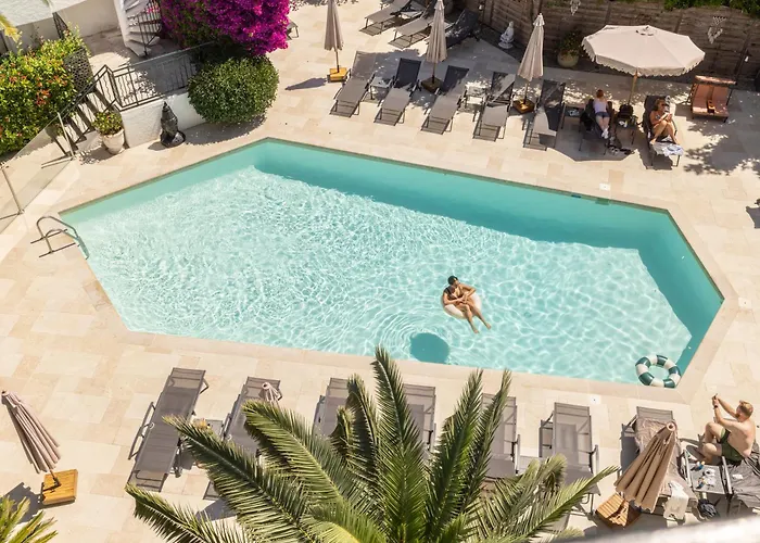 Juan-les-Pins Hotels