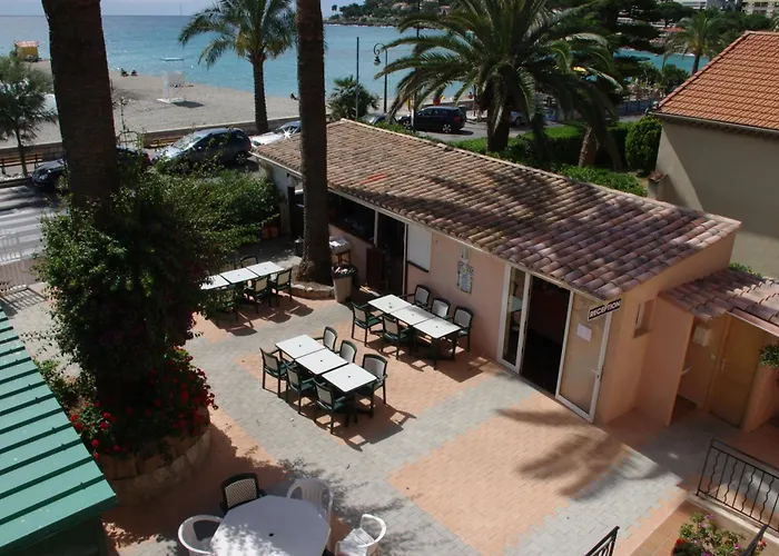 Hotel Et Appartements Reine D'Azur Roccabruna