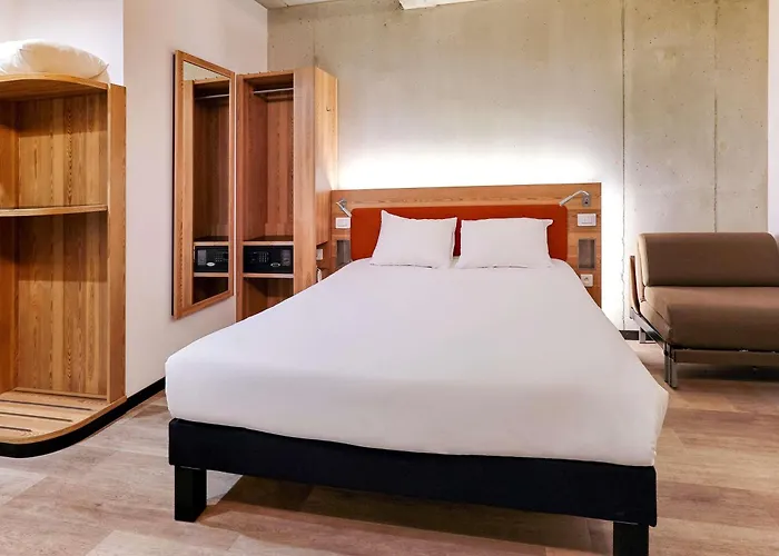 Cambia Hotels