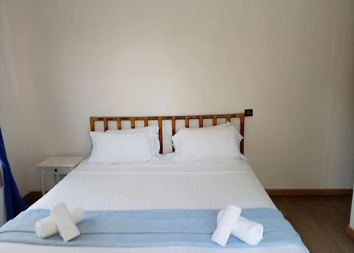 Saint-Jeannet (Alpes-Maritimes) Hotels