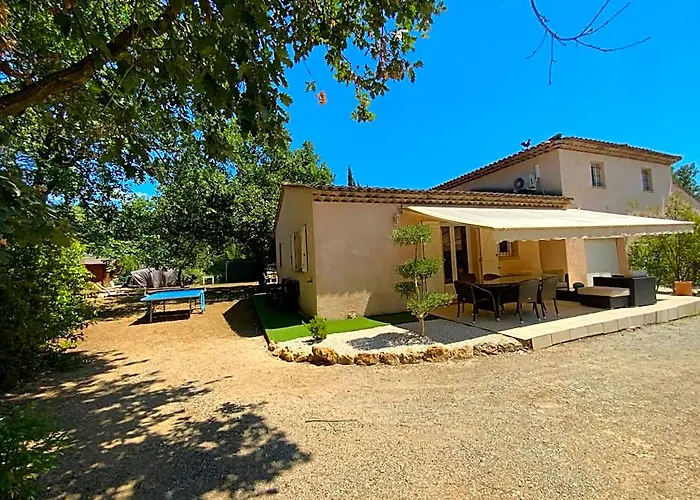Montauroux Hotels
