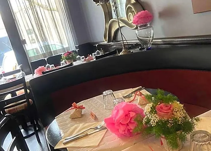 La Garenne-Colombes Hotels