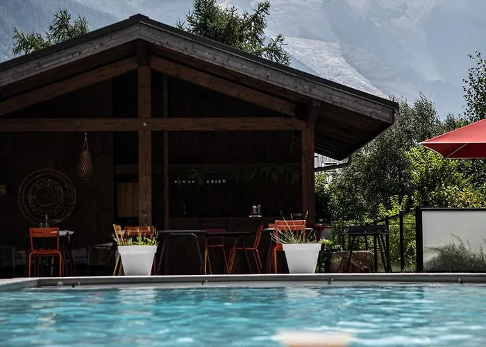 Chamonix 4 Star Hotels near MONT-BLANC Natural Resort
