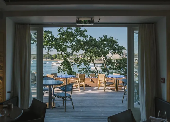 Combrit Hotels