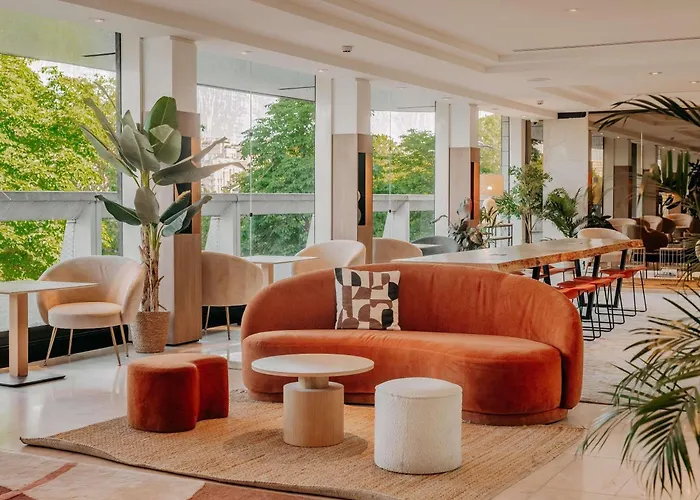 Boutique Novotel Paris Centre Tour Eiffel