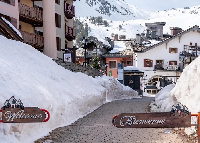 Les Arcs (Savoie) Hotels