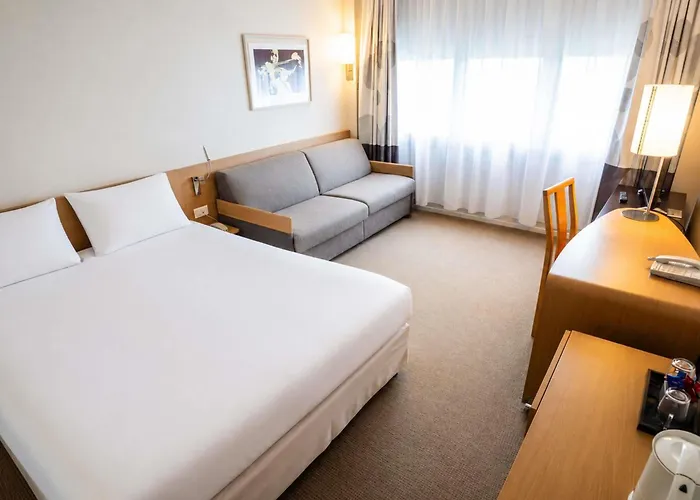 Novotel Nantes Centre Gare admite animales