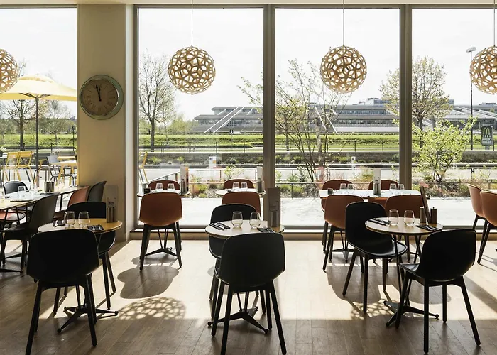 Guyancourt Hotels