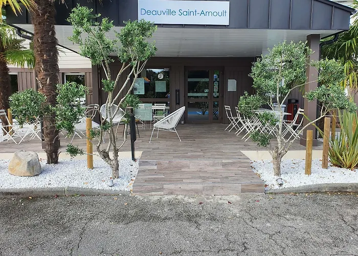 Saint-Arnoult (Calvados) Hotels