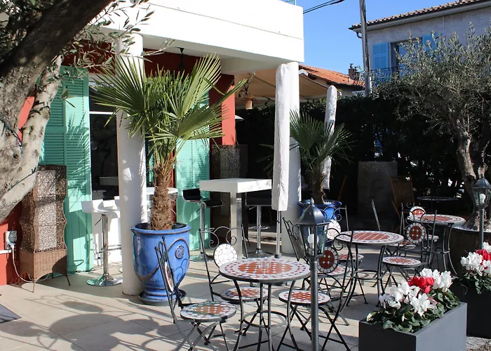 La Villa des Oliviers HOTEL DE CHARME Cagnes-sur-Mer