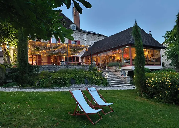 Arsonval Hotels