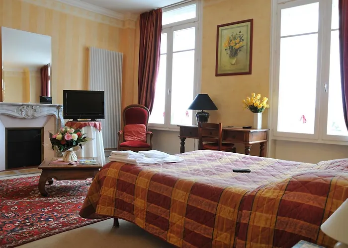Charleville-Mezieres Hotels