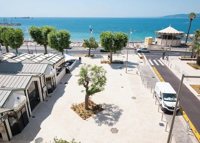 Hotel Excelsior à Saint-Raphaël