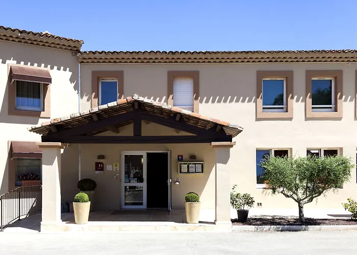 La Roque-d'Antheron Hotels