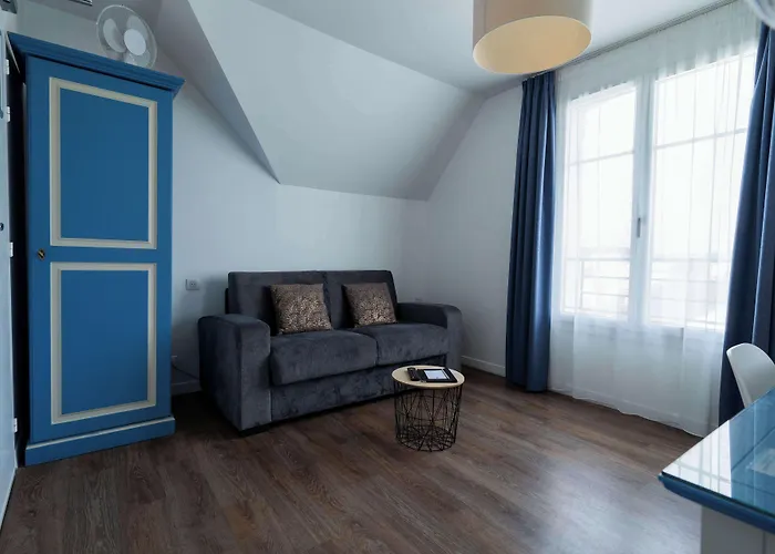 Best Western Hotel De La Plage Saint Marc sur Mer