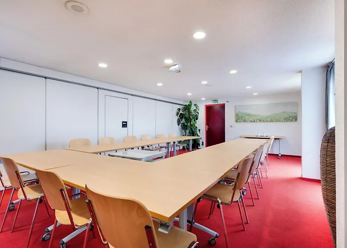 Bois-Guillaume Hotels