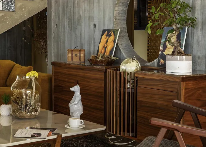 Corscia Hotels