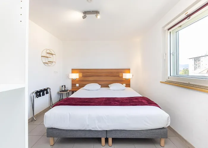 The Originals City, Hotel Colmar Gare