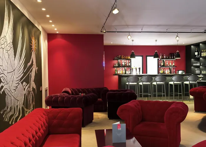 Hotel di lusso a Bordeaux vicino a Giardini Pubblici
