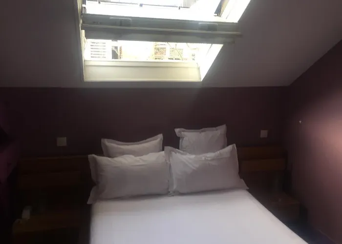 Hôtel Du Parc Saint Charles Paris
