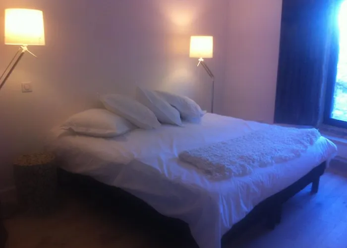 La Maison Rouge d'Uzes B&B