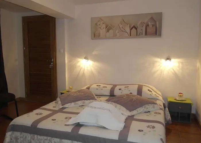 Chez Marydidou : Chambres d'hôtes Istres