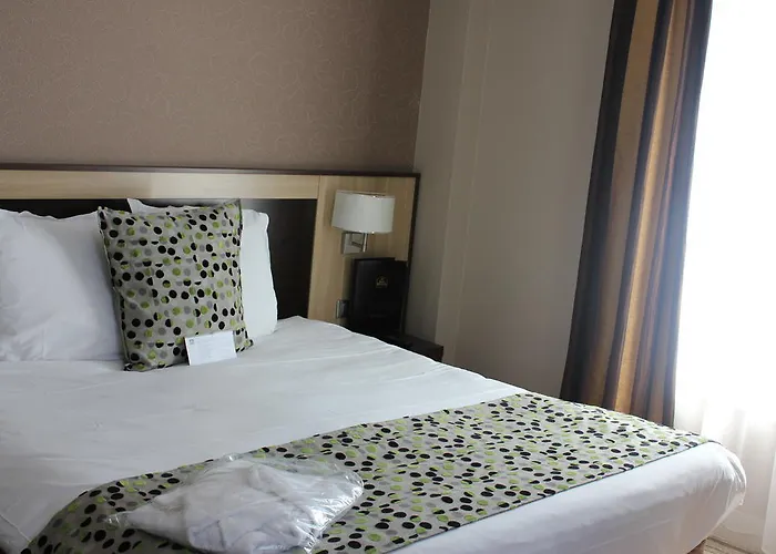 Best Western Plus Hotel Malherbe Caen