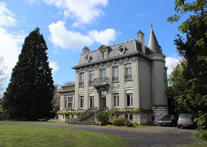 Au Château Des Thermes Saint-Amand-les-Eaux