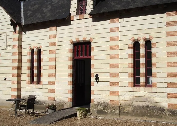 Chateau De Vallagon Bourré