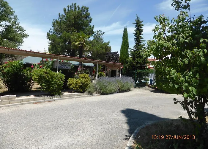 The Originals Access, Hostellerie Des Pins, Montélimar