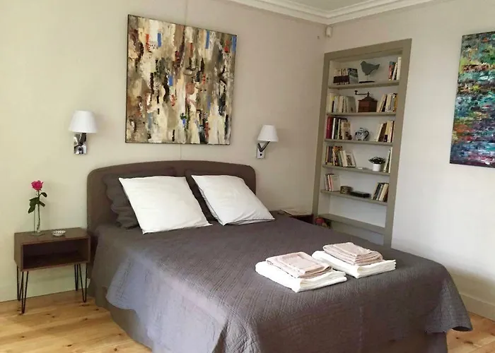 Bed and Breakfast 1 Square Du Docteur Blanche - Paris 16
