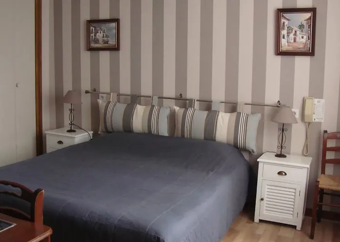 Hotel Pikassaria Sare