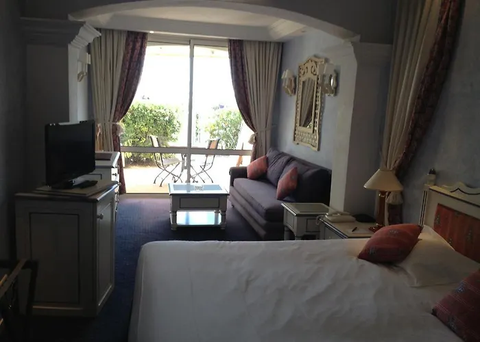 Hotel Giraglia Grimaud