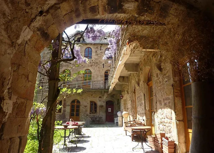 Chateau De Salelles Banassac