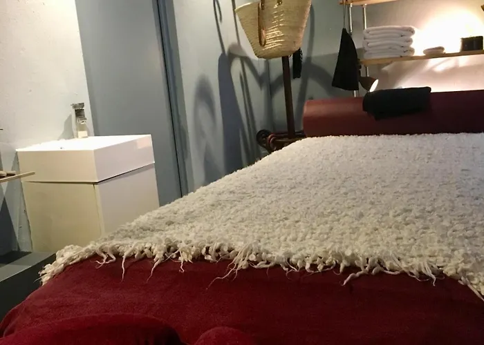 "Chambre D'Autres", Massages Montpellier